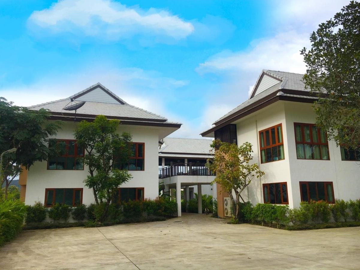 Oon Valley Farm Stay San Kamphaeng Ngoại thất bức ảnh